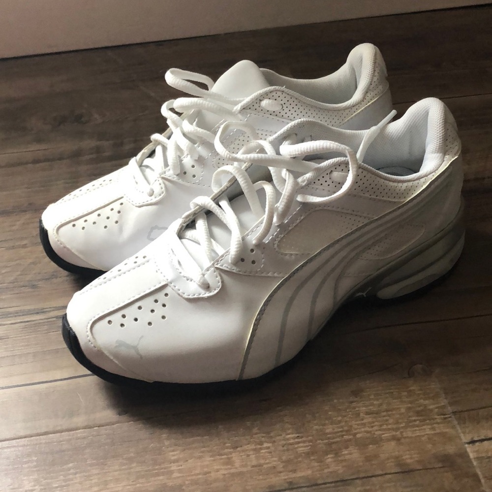 ⚠️PRICE DROP⚠️ White Puma Sneakers